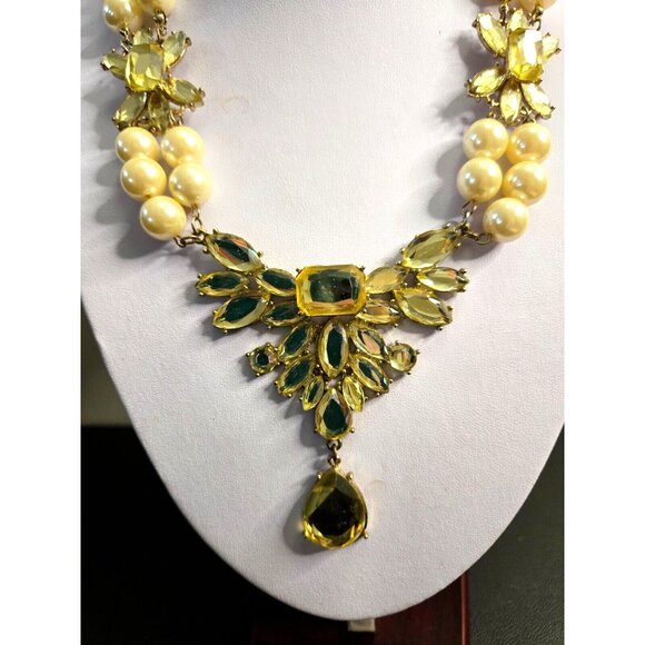 Vintage Large Bohemian Pearl and Citron Glass Teardrop Double Strand Necklace 50 - Picture 4 of 6